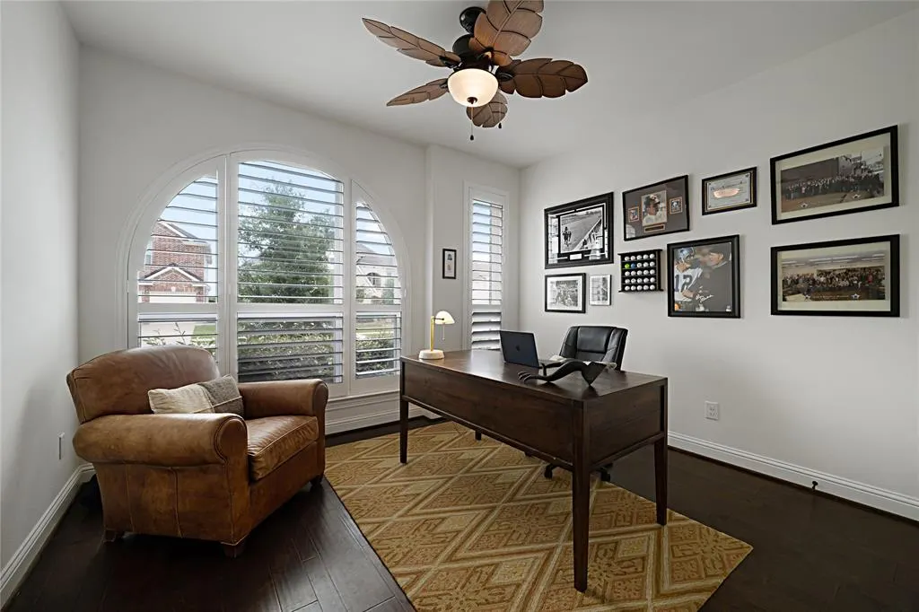 1204 Frisco Hills Boulevard