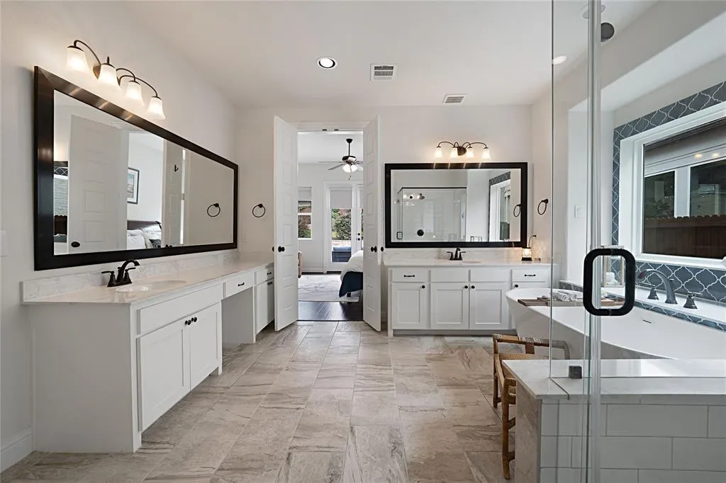 1204 Frisco Hills Boulevard