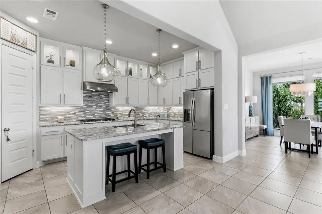 3900 Sweet Clover Drive