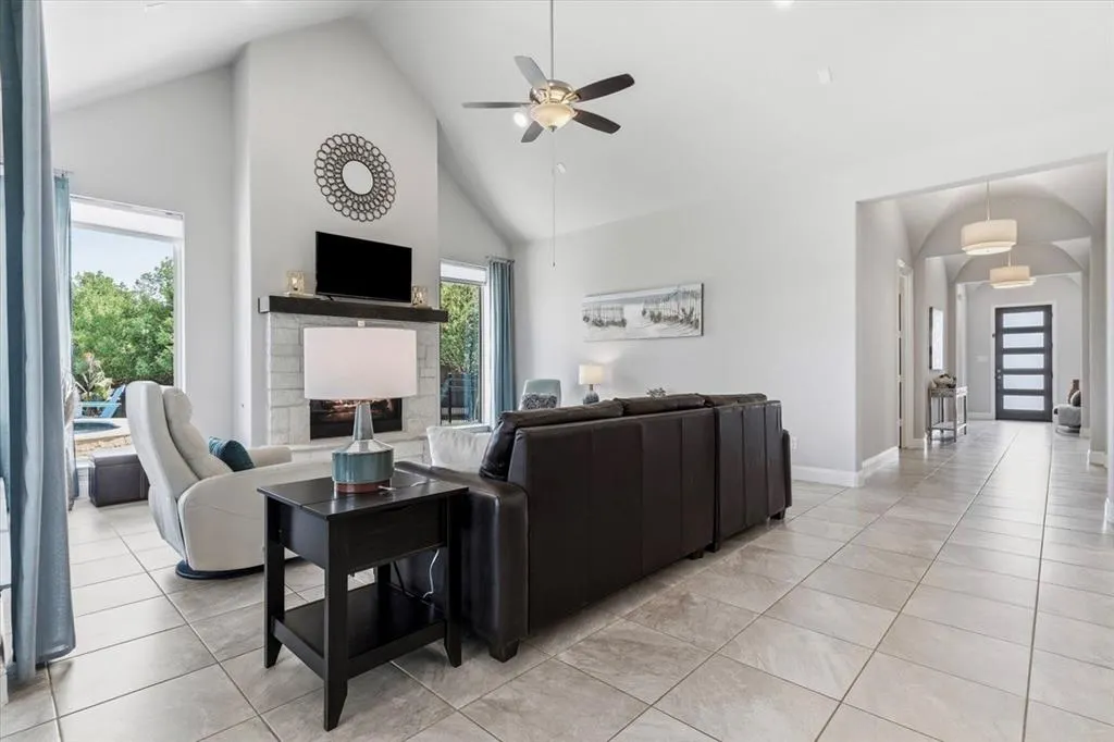 3900 Sweet Clover Drive