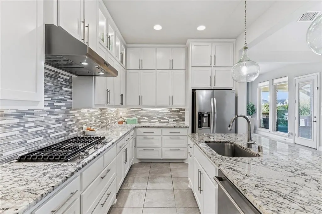 3900 Sweet Clover Drive