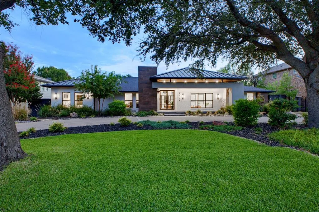 4624 Willow Lane