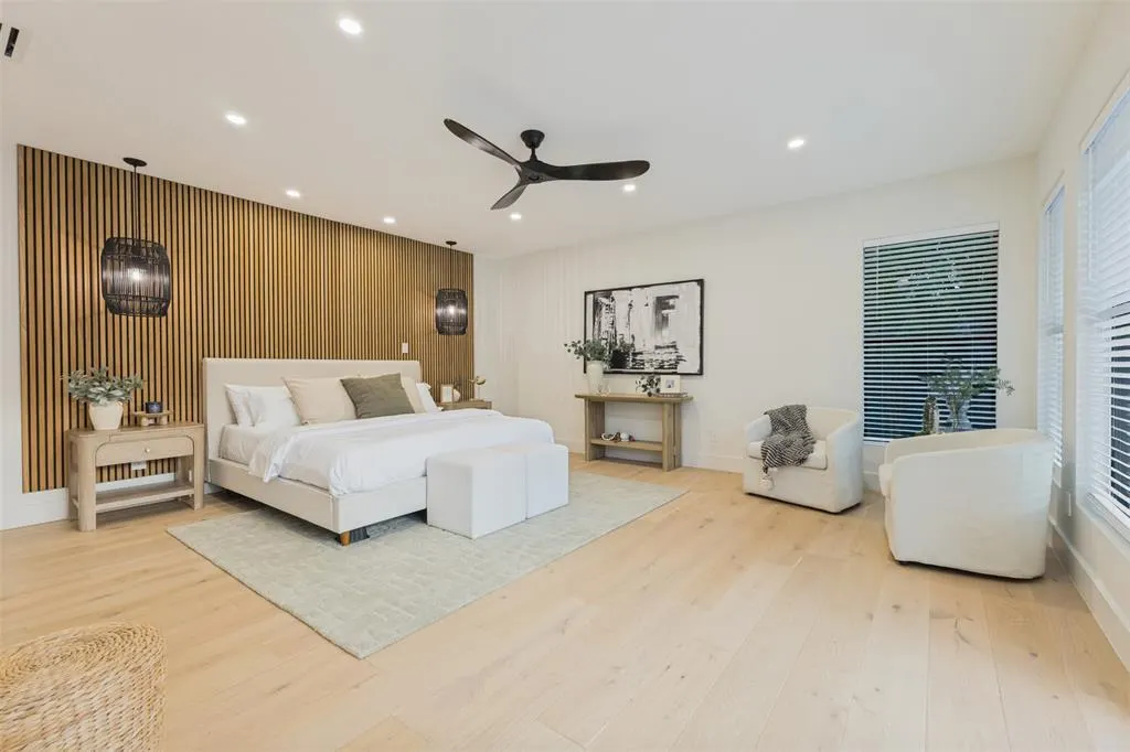 4624 Willow Lane