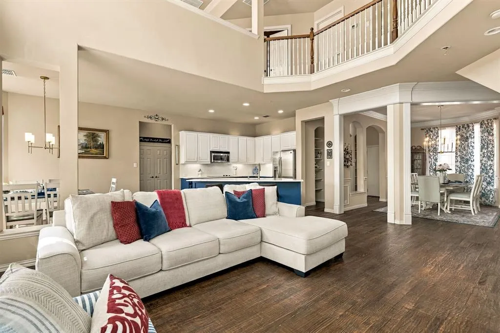 2671 SLEEPY HOLLOW Trail