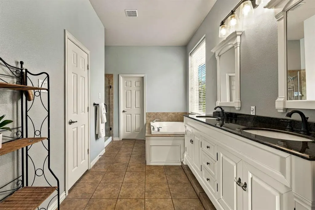 2671 SLEEPY HOLLOW Trail
