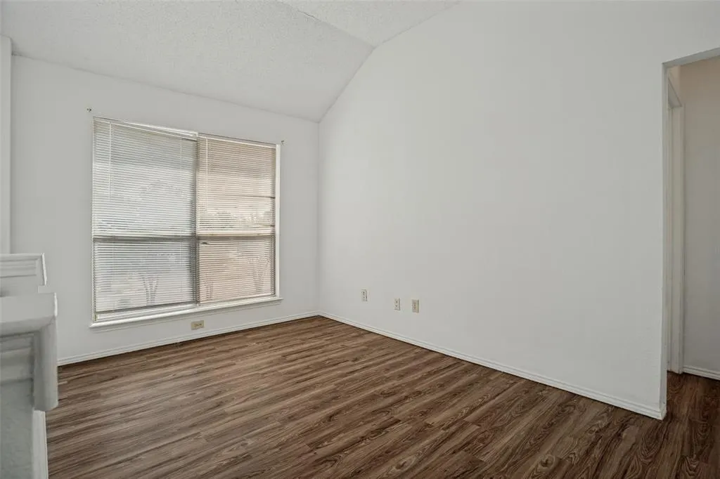 900 Sweetgum Creek