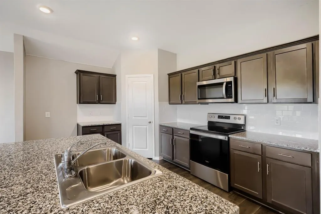 1212 Rountree Court