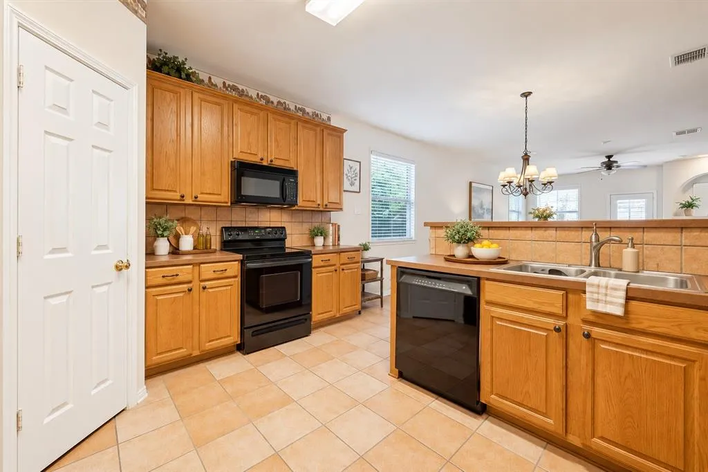 3113 Paradise Valley Drive
