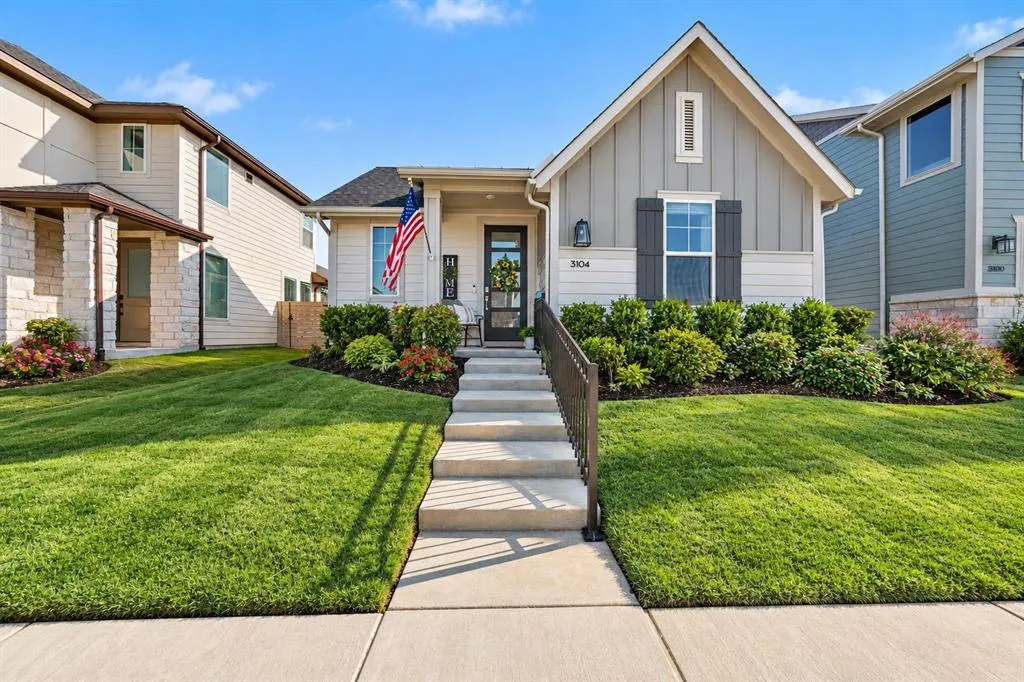 3104 Lenten Rose Lane