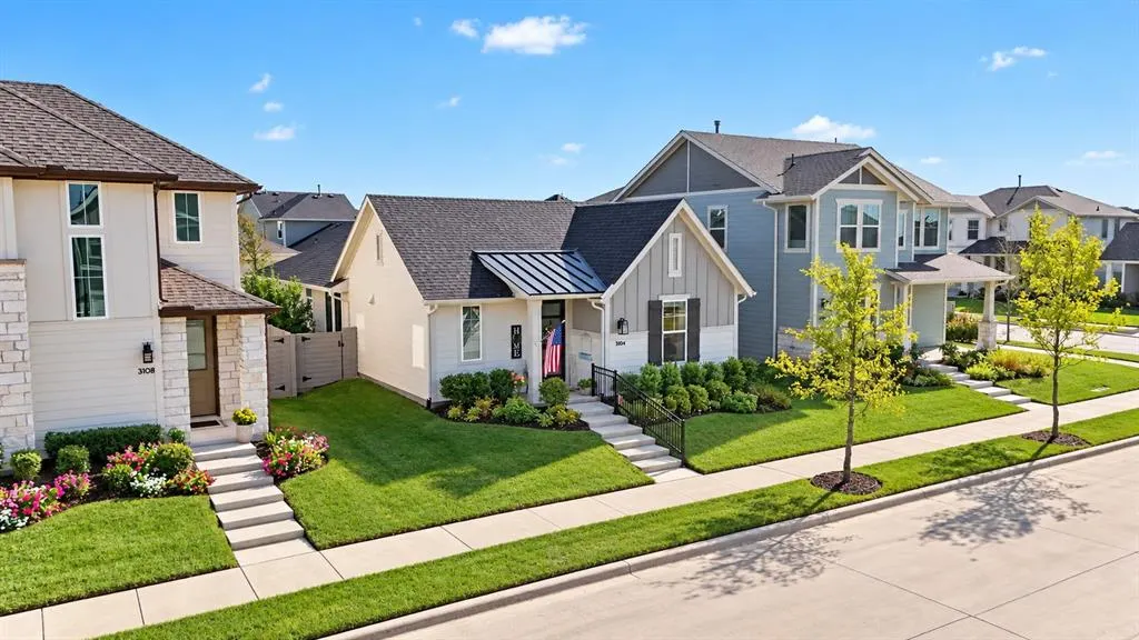 3104 Lenten Rose Lane