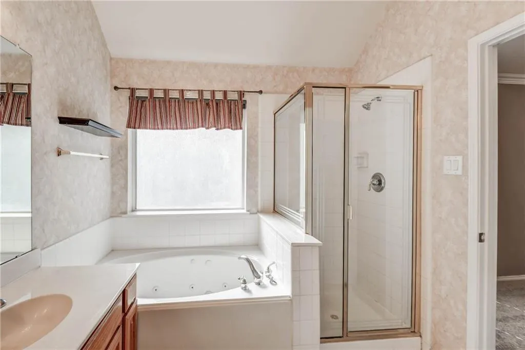 1302 Heather Brook Drive