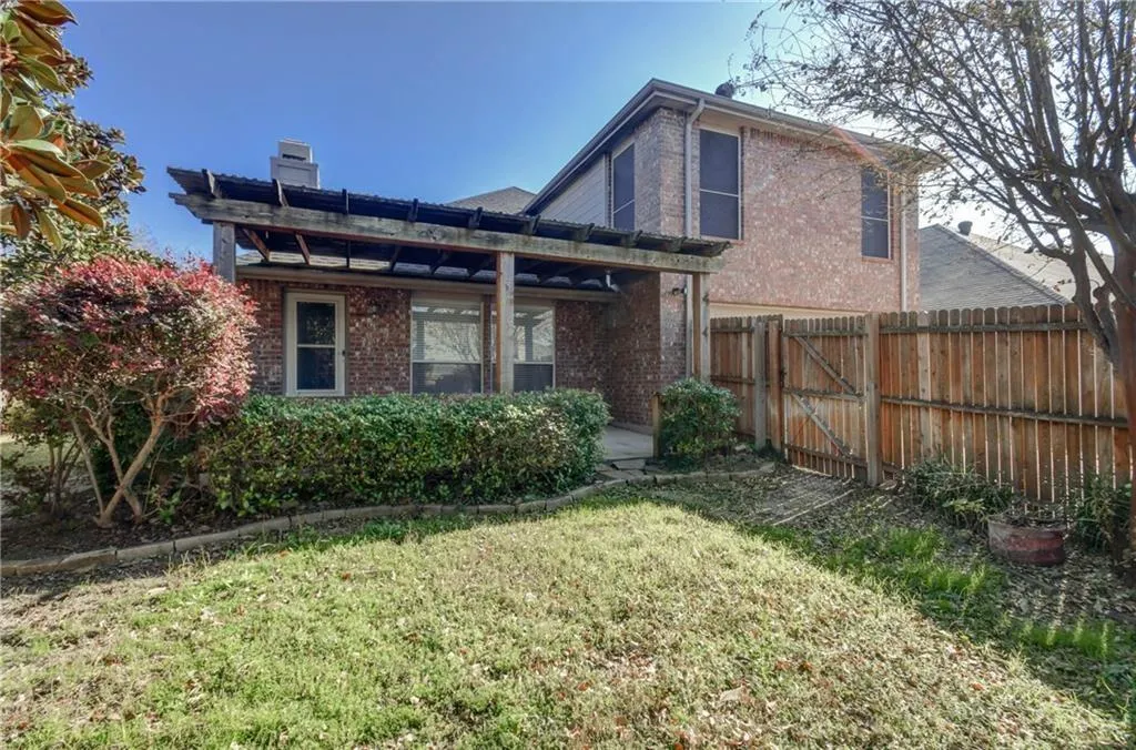 1302 Heather Brook Drive