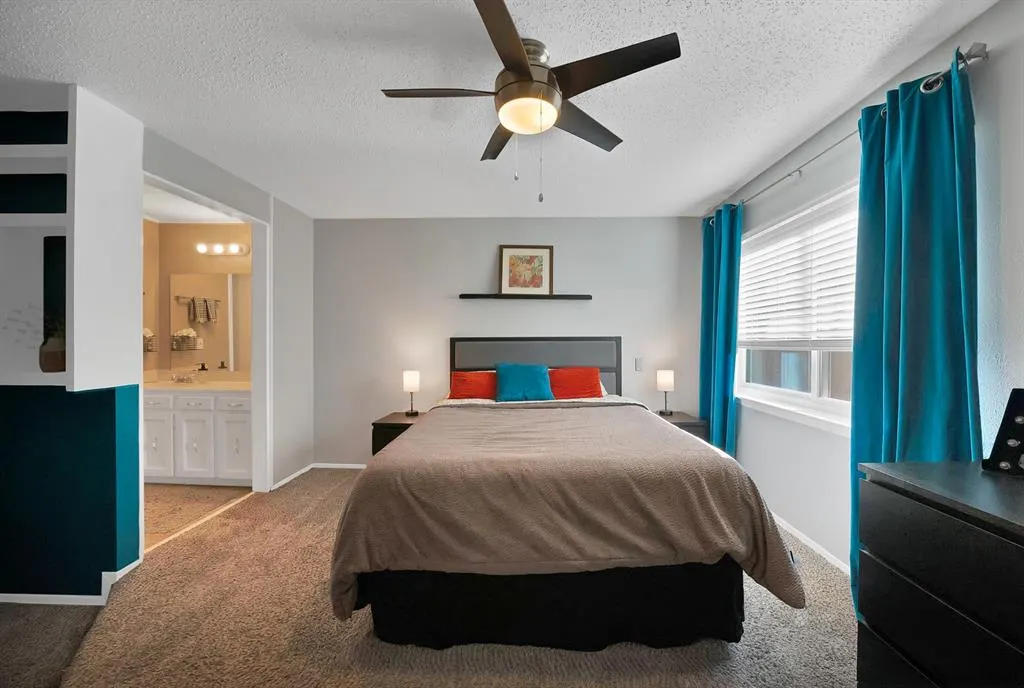 5 Merrie Circle