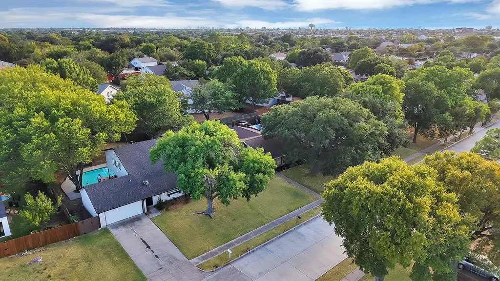 5 Merrie Circle