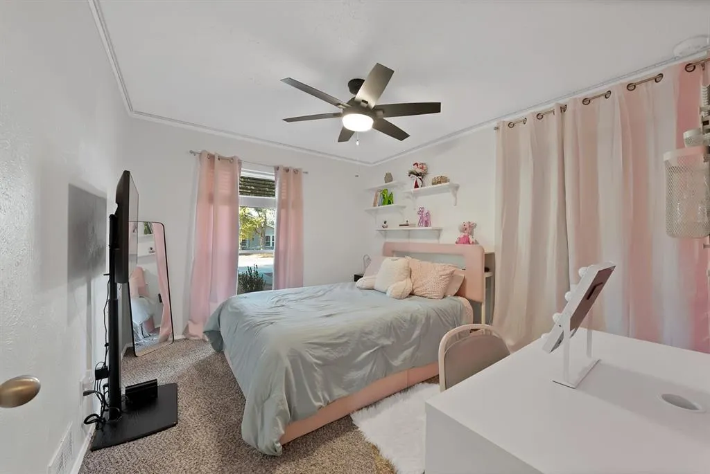 5 Merrie Circle