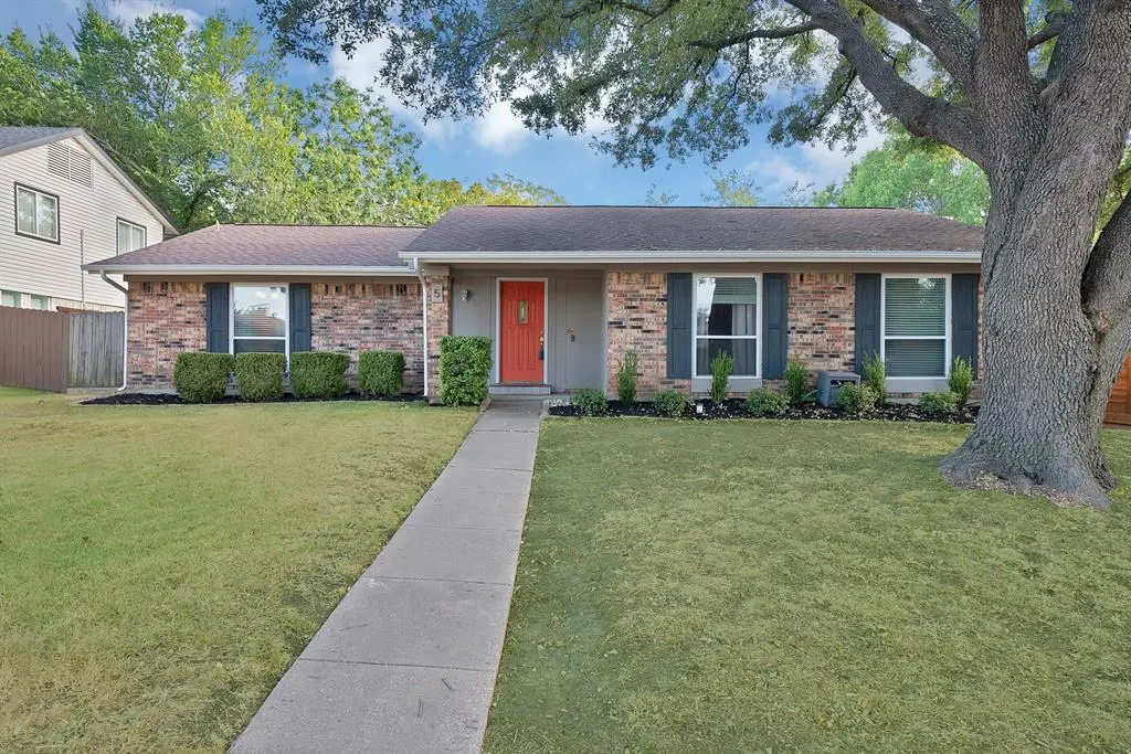 5 Merrie Circle