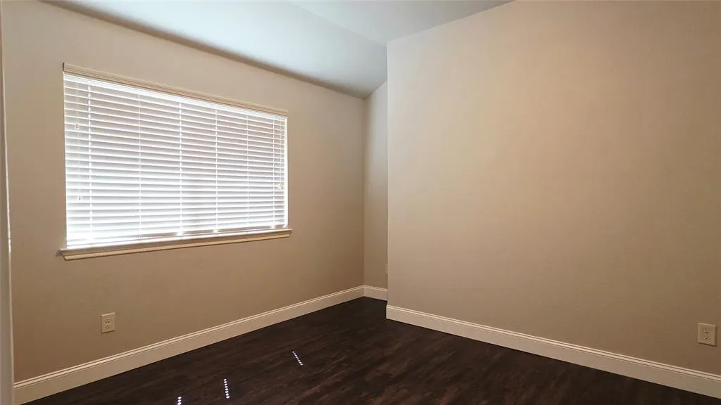 103 Bankhurst Drive