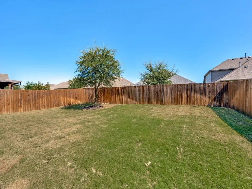 4501 Lakeview Drive