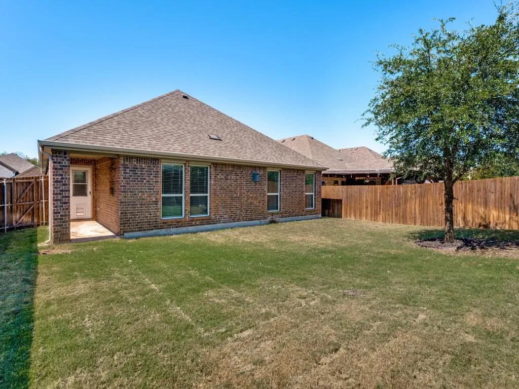 4501 Lakeview Drive