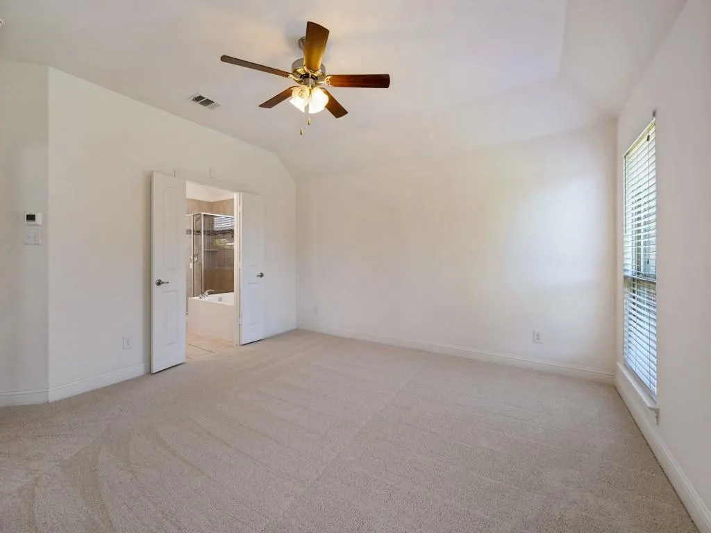 4501 Lakeview Drive