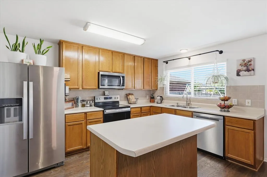 4000 Plymouth Drive