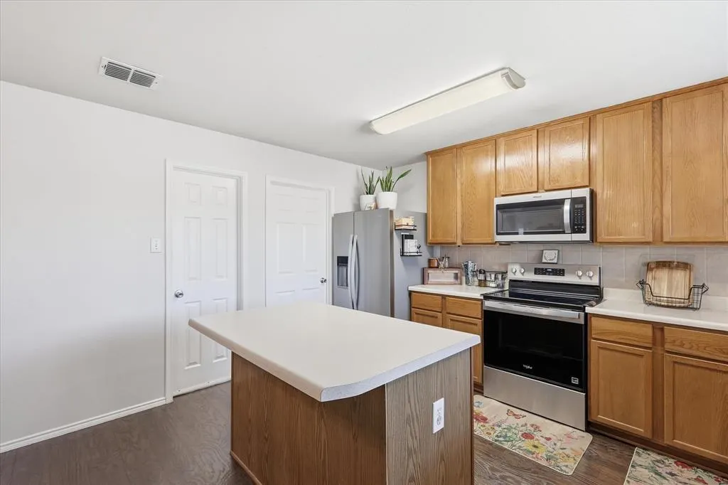 4000 Plymouth Drive