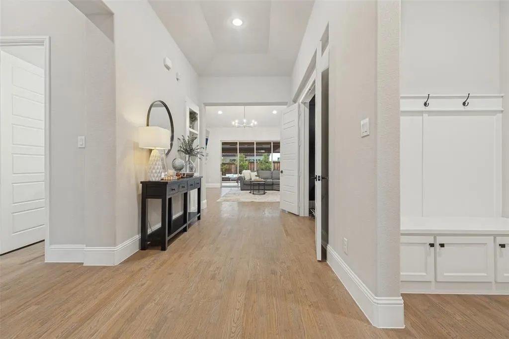 2180 Ivywood Lane