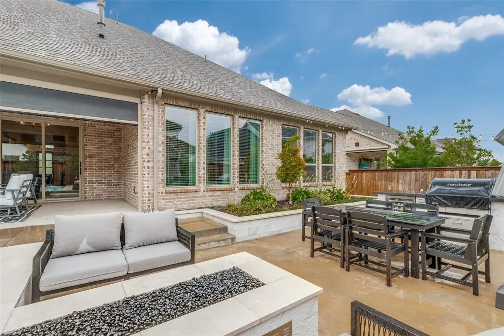 2180 Ivywood Lane