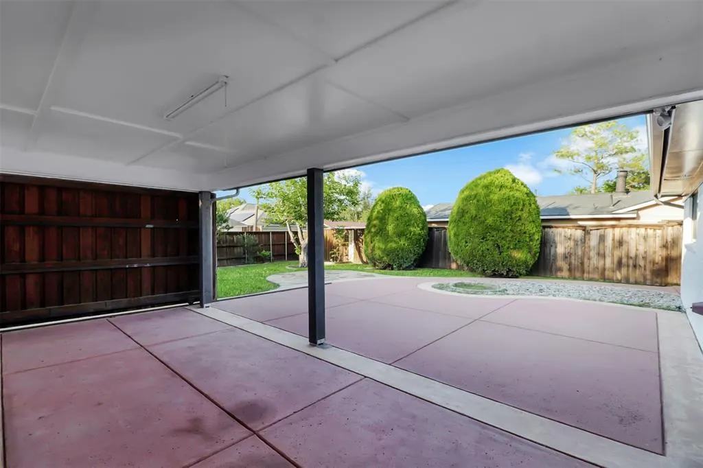1705 Japonica Lane