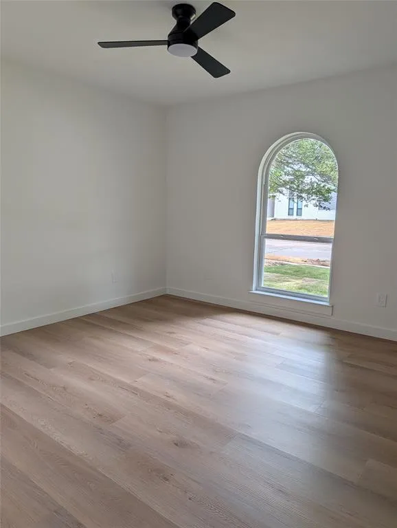 2404 Glen Forest Lane