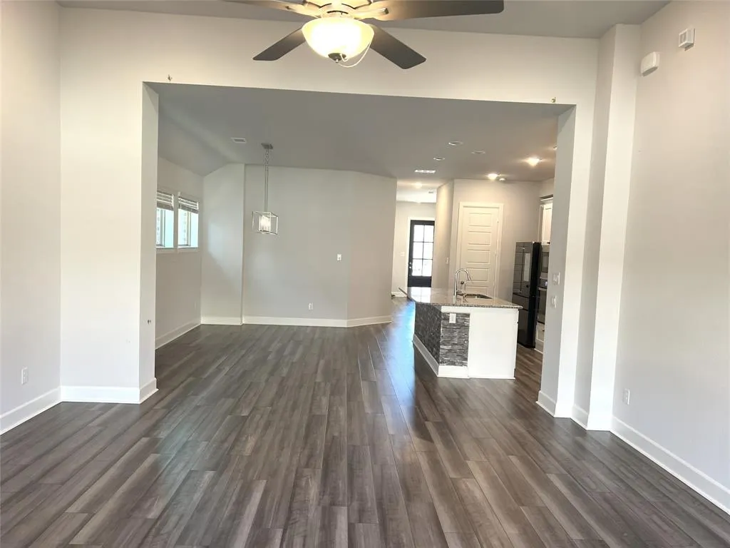 352 Foxthorne Way