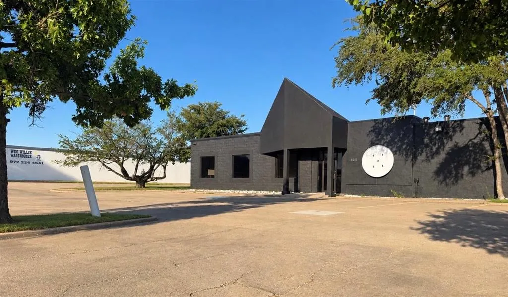508 N Bowser Road