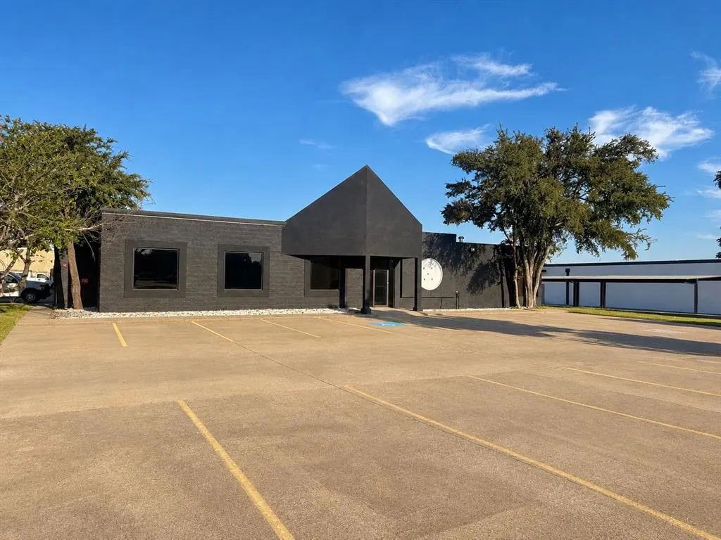 508 N Bowser Road
