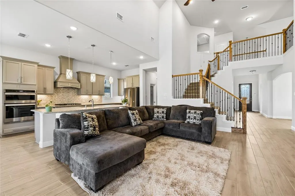 310 Fox Crossing Lane