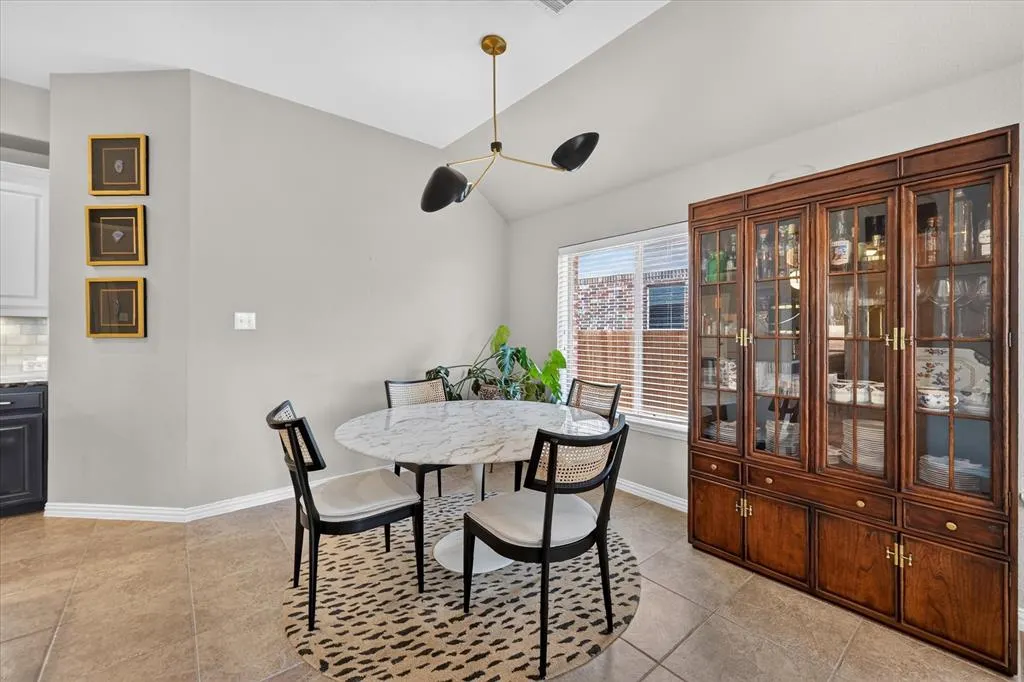 2409 Lakebend Drive