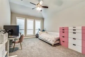 2017 Long Park Avenue