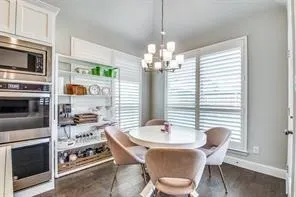 2017 Long Park Avenue