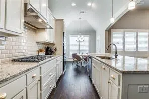 2017 Long Park Avenue