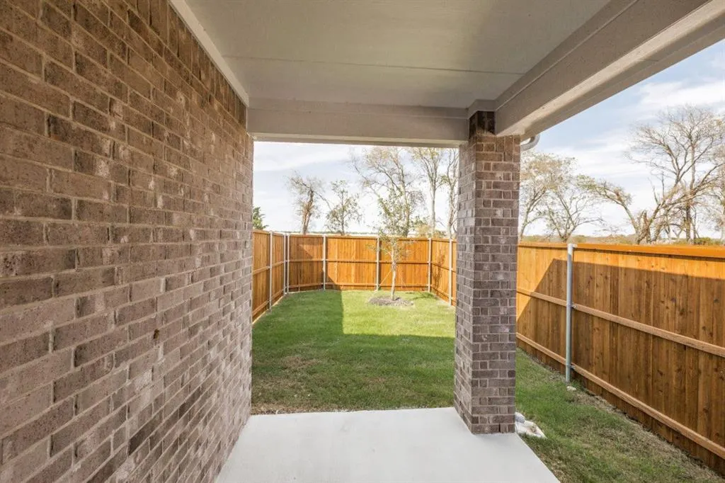 2529 Fairweather Drive