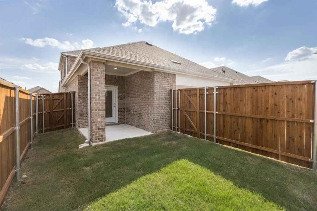 2529 Fairweather Drive