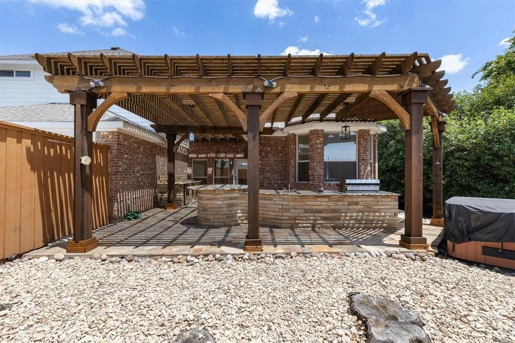 8005 Strecker Lane