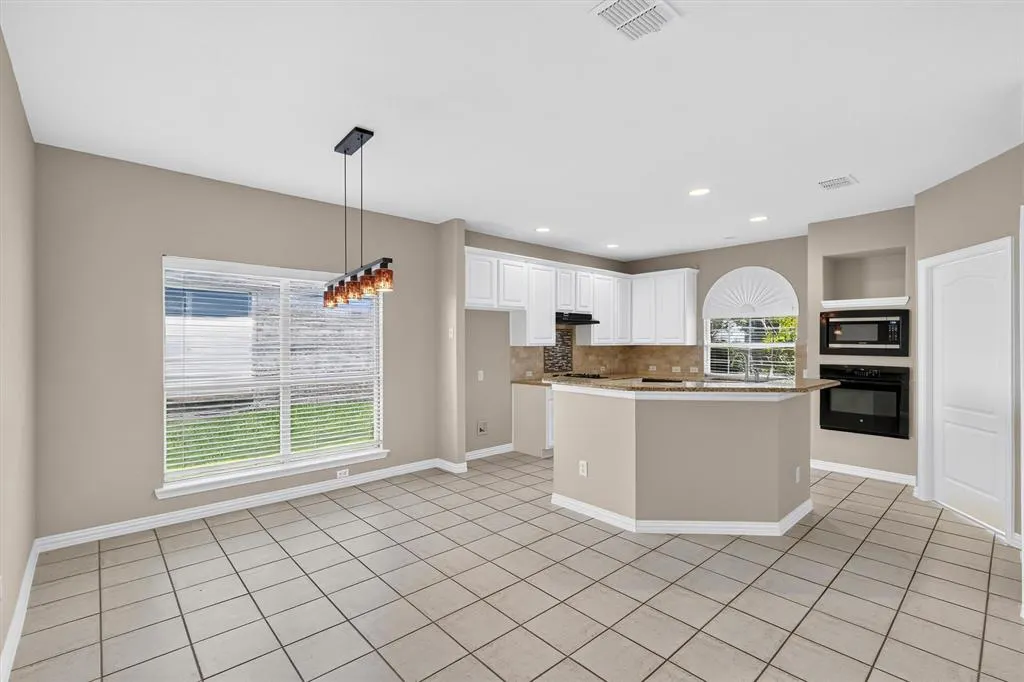 8005 Strecker Lane