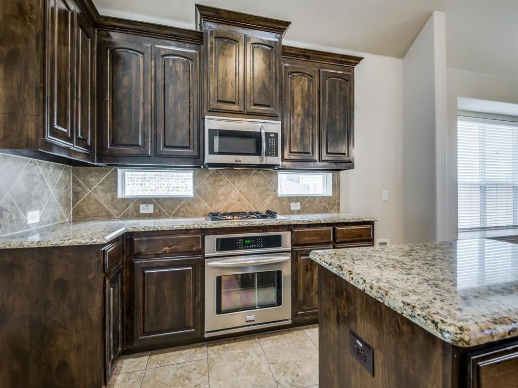 2405 Playa Del Mar Drive