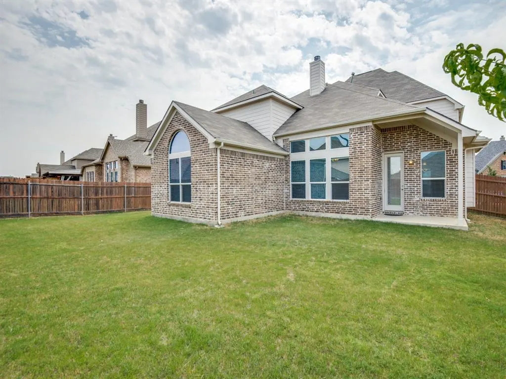 2405 Playa Del Mar Drive