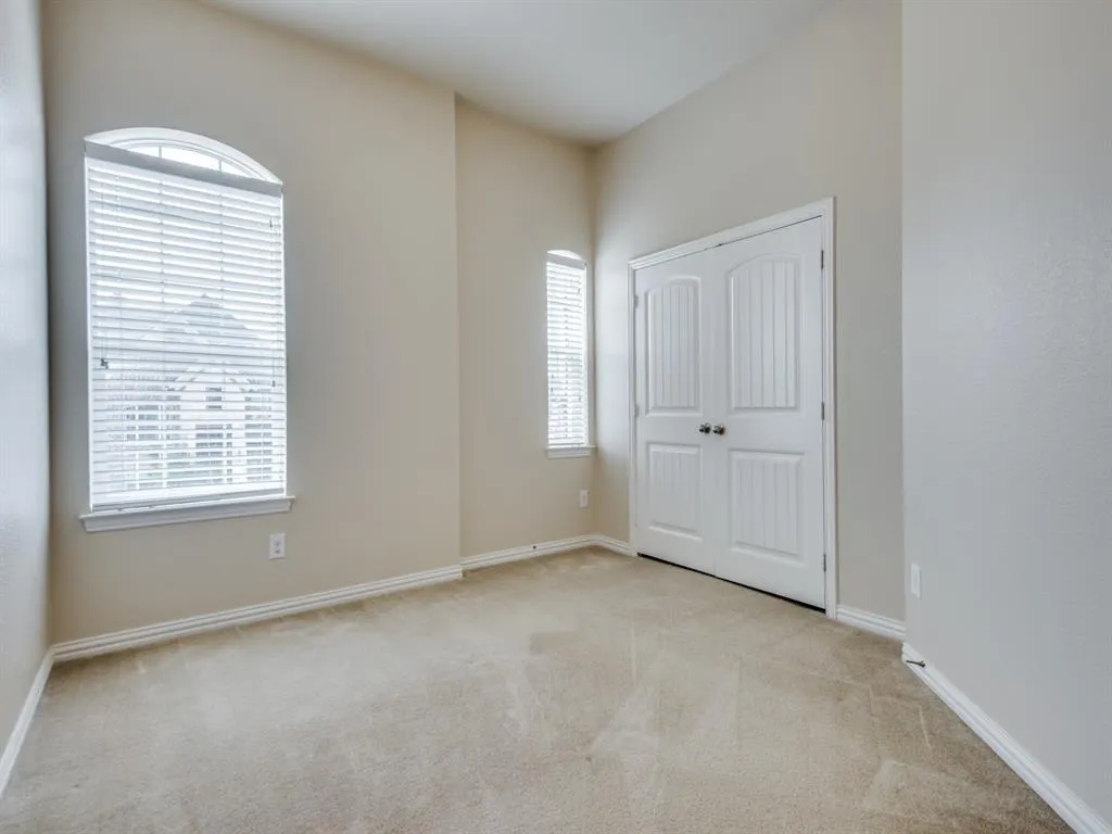 2405 Playa Del Mar Drive