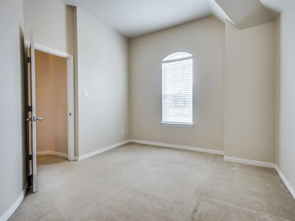 2405 Playa Del Mar Drive