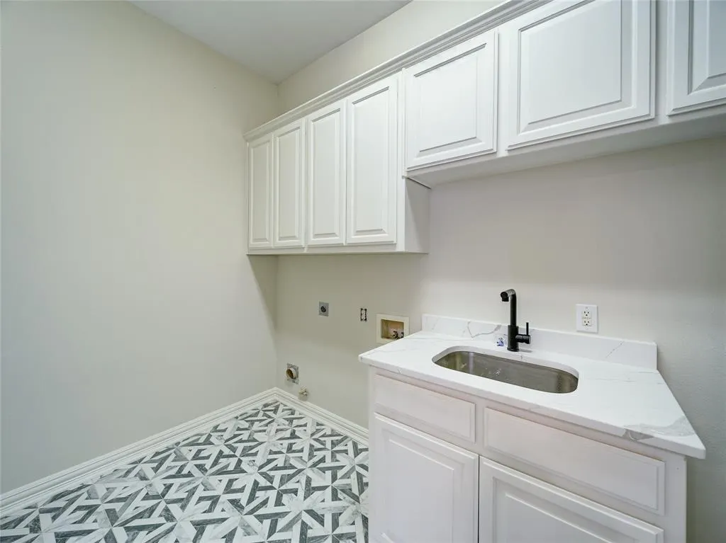 5143 Stillwater Trail