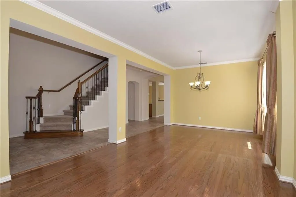 6386 Shadywood Drive
