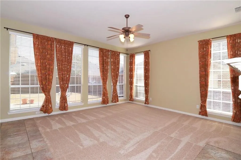 6386 Shadywood Drive