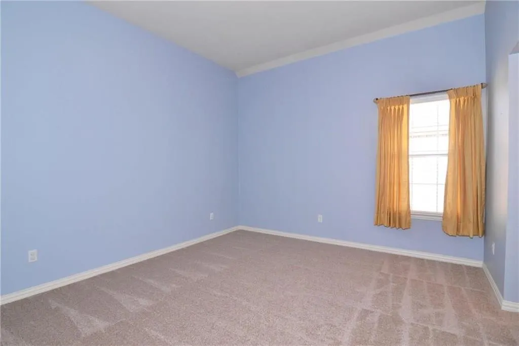 6386 Shadywood Drive